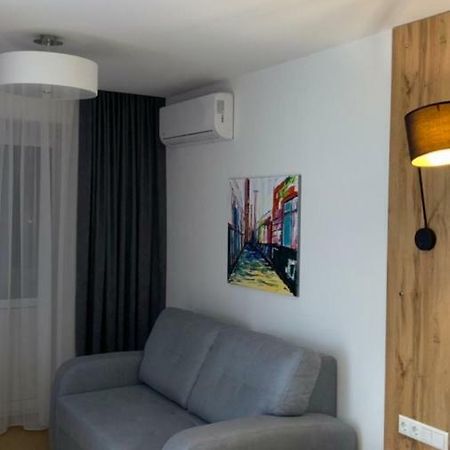 Пр Поля 110 Апартаменты Dnipro Esterno foto